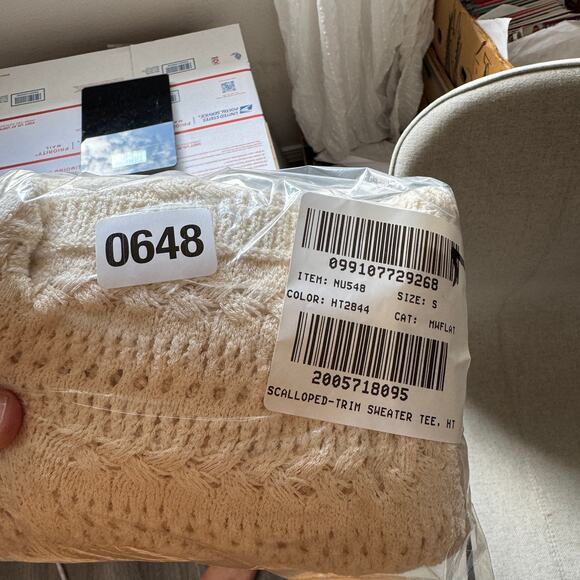 Madewell Scalloped-Trim Sweater Tee WMNS S Sand Crewneck Crop Open Knit Pullover - Picture 8 of 8